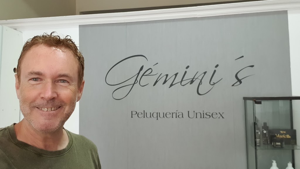 Gemini's Peluqueria Unisex — Peinado