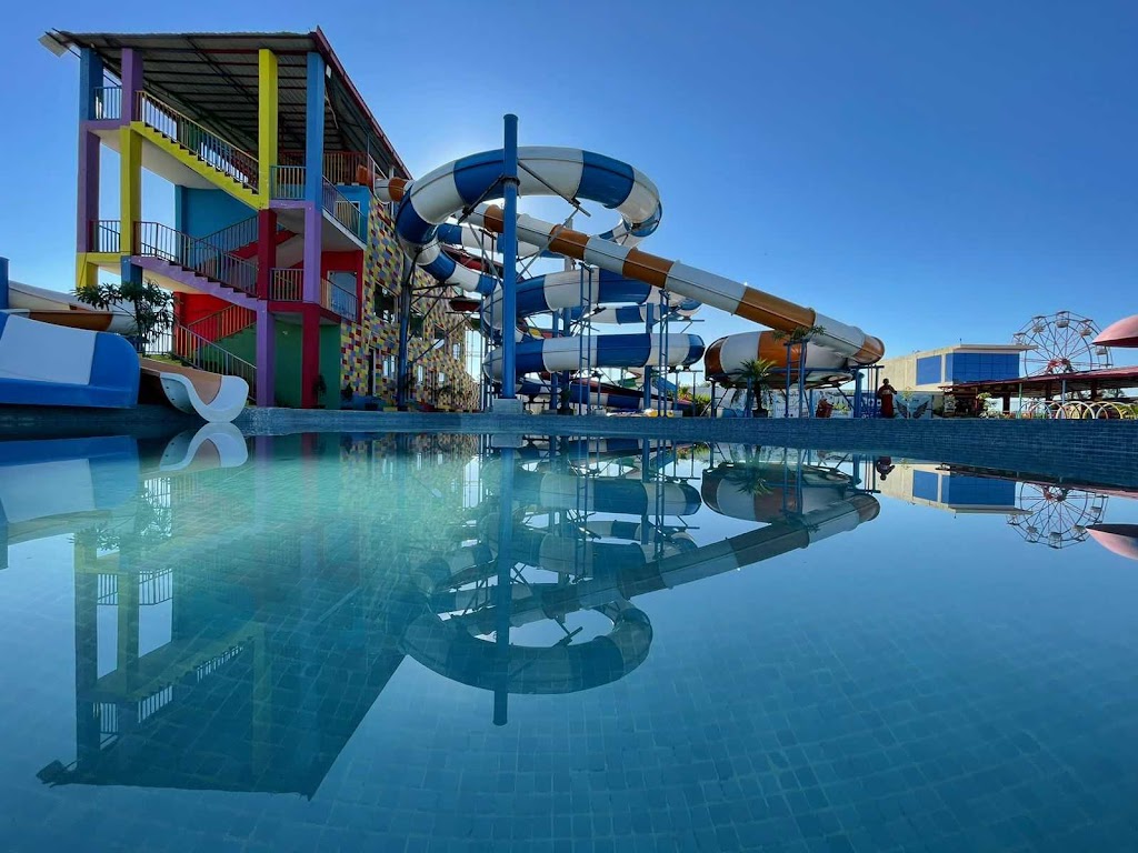 Oyo Flagship 812358 H2O Fun Park