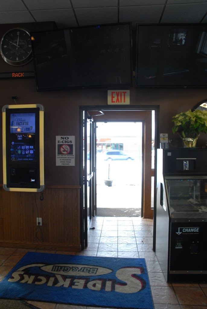  Sidekicks Bar & Grill