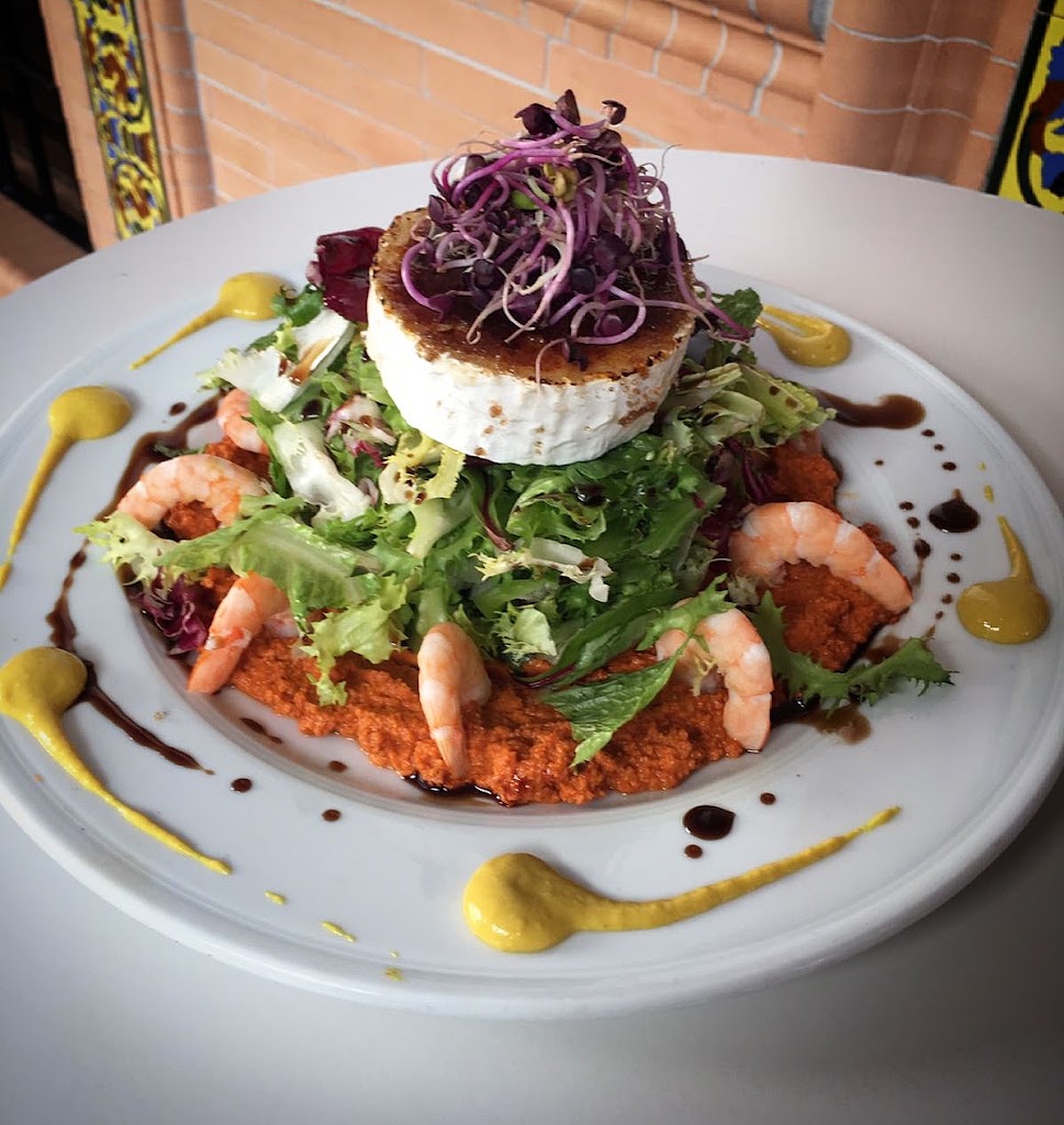 Bodega Ancar — Comida y bebida