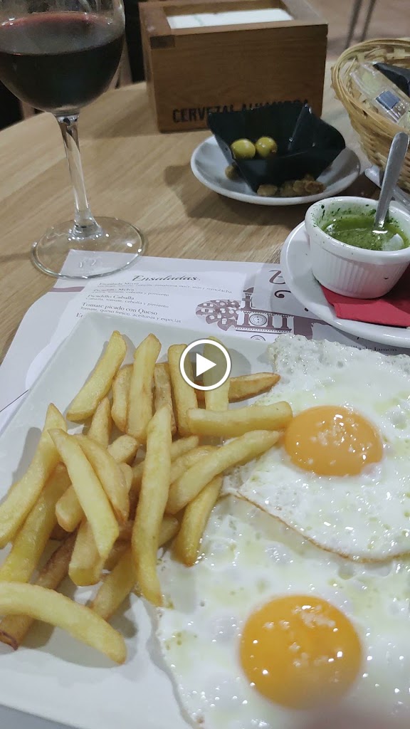 Bar Torre del Oro — Videos