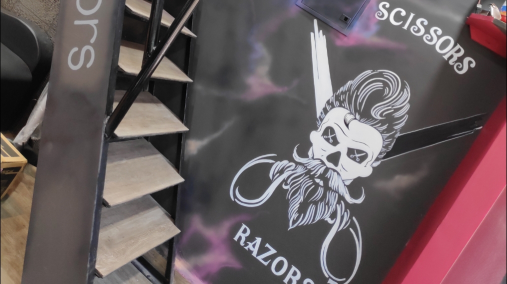 Scissor S Razor S Unisex