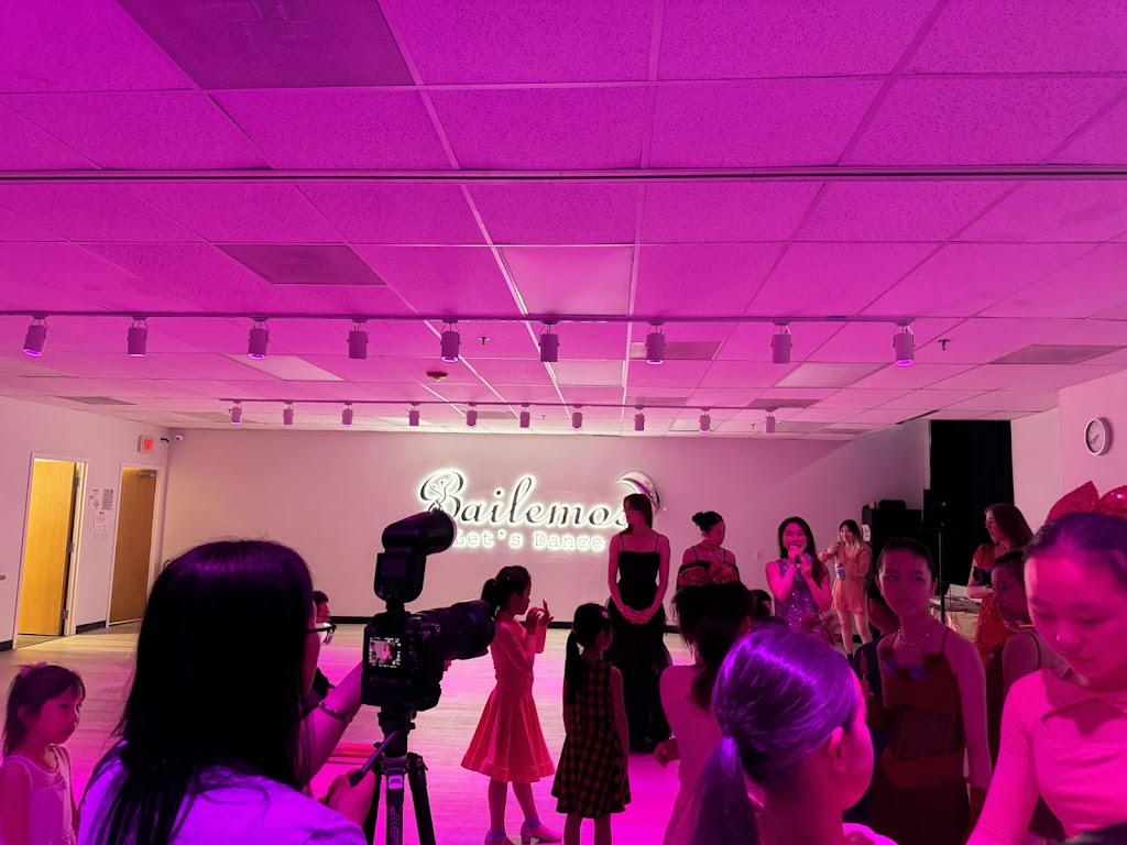  Bailemos Dance Studio-Quincy