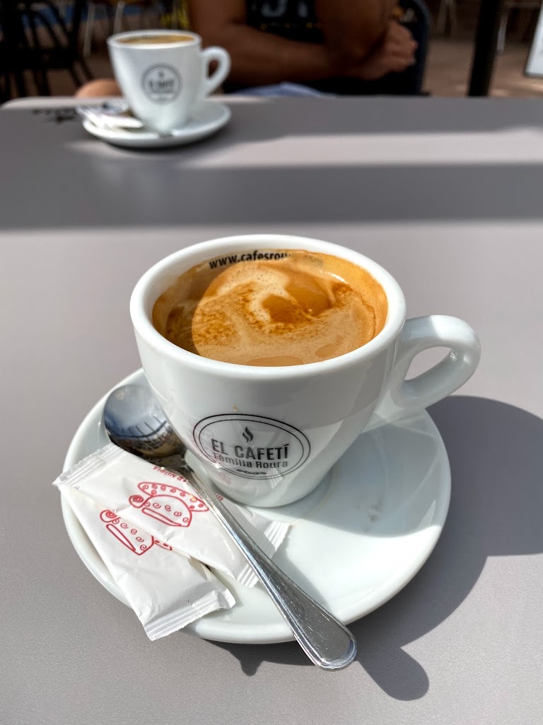 Granja Bar Nuria — Cafe