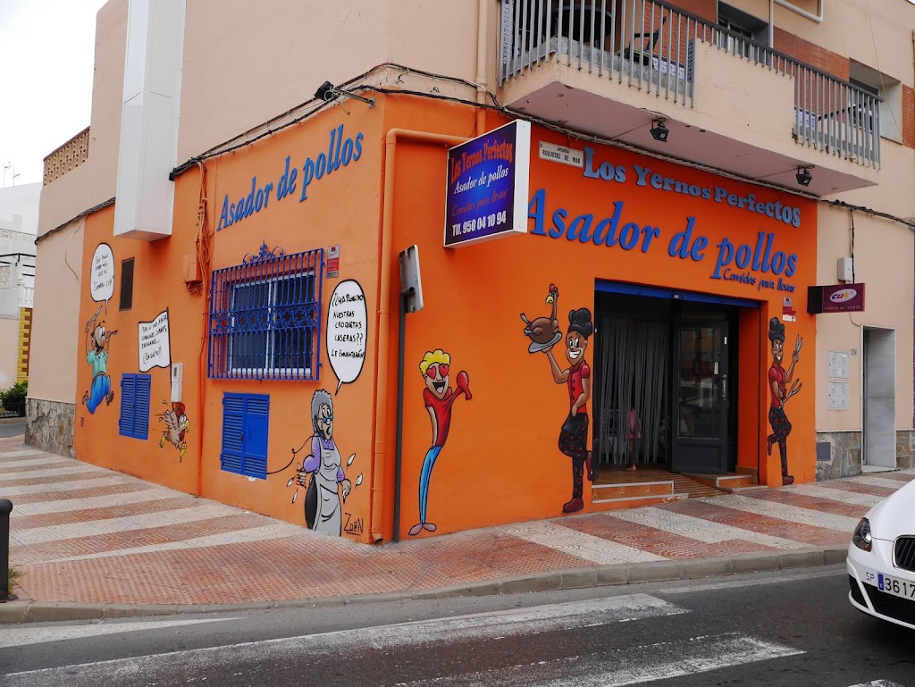 Los Yernos Perfectos asador de pollos en Roquetas de MAR