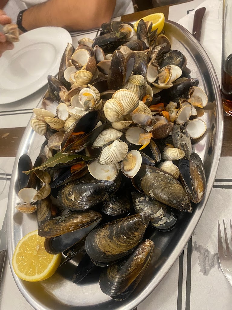 Restaurante Venecia Pizzeria — Comida y bebida