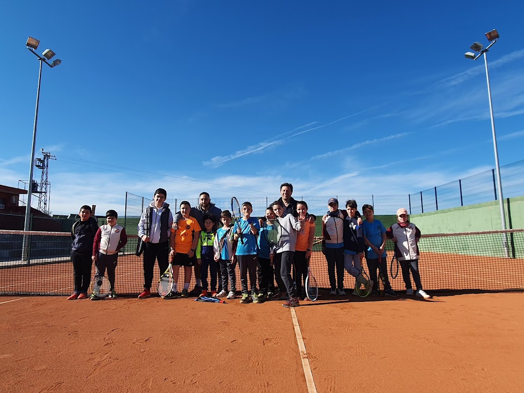 Club Deportivo Tenis Base 2002 Linares