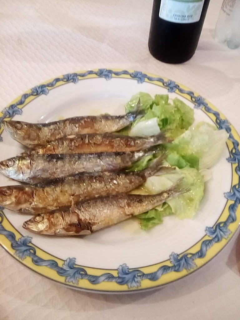 Bar restaurante fuentesila — Comida y bebida