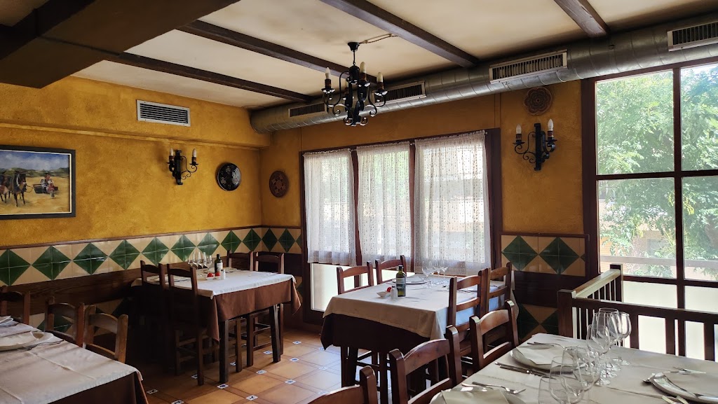 Restaurant Cal Taribo — Ambiente