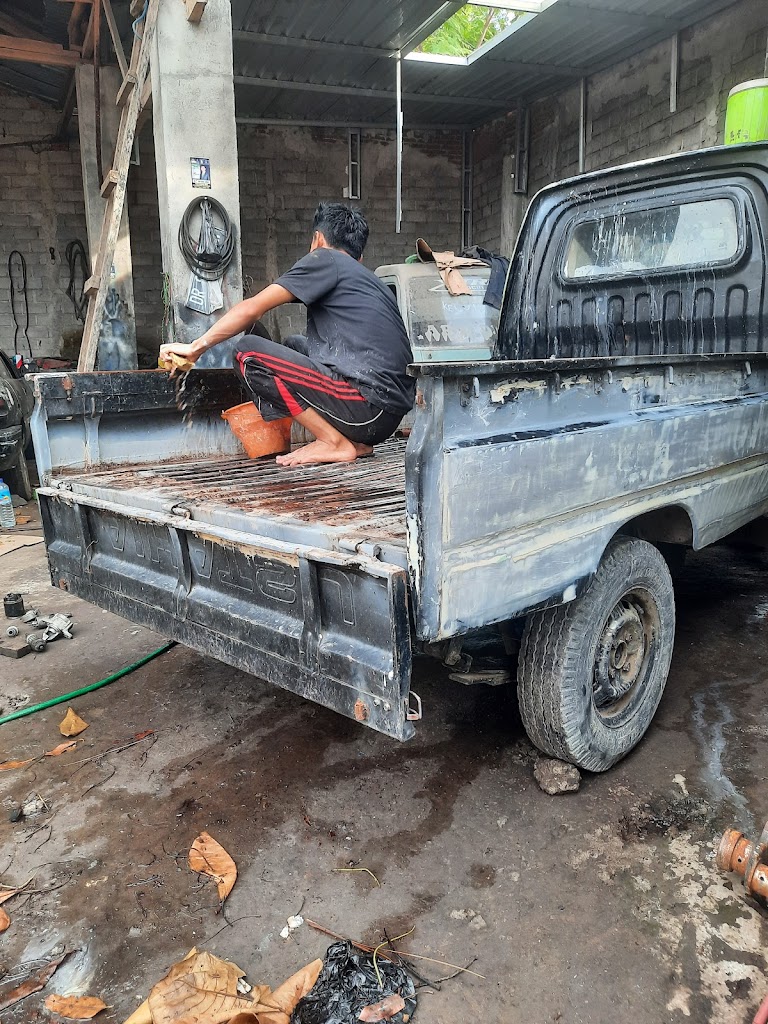 Bengkel Leo