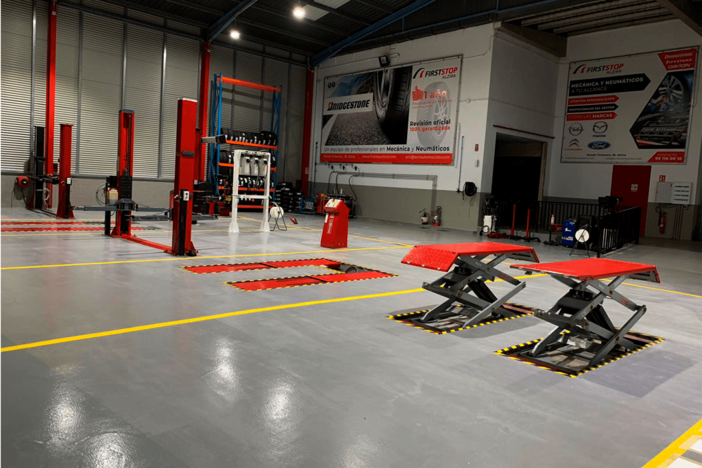 First Stop Alzira - ACN Automocion — Interior