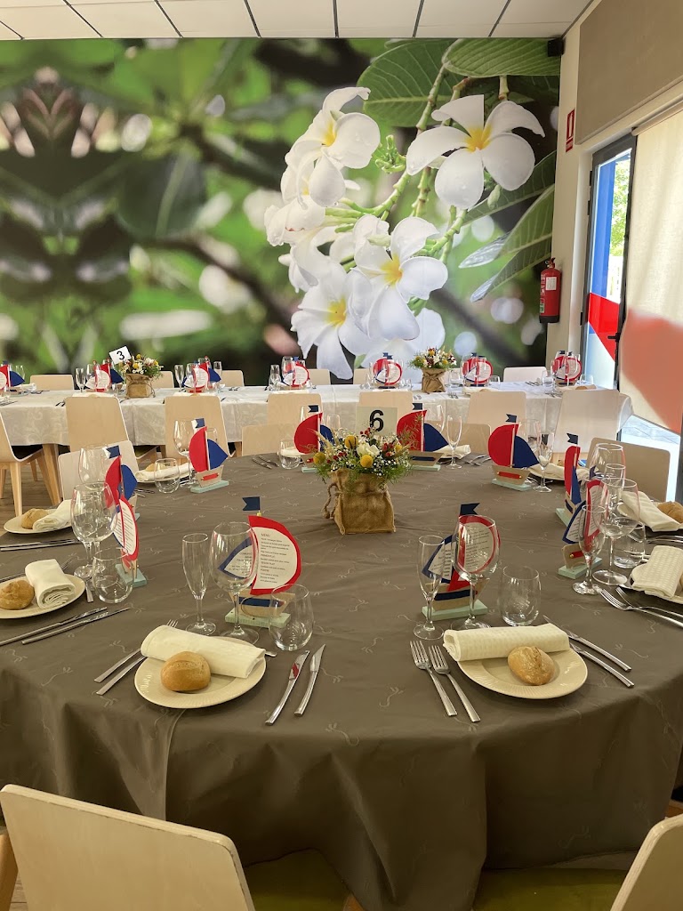 Euforia - Snack & Restaurante — Comida y bebida