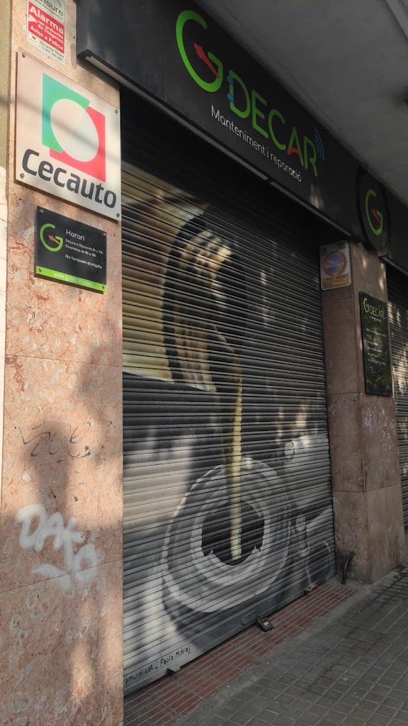 Gdecar — Exterior