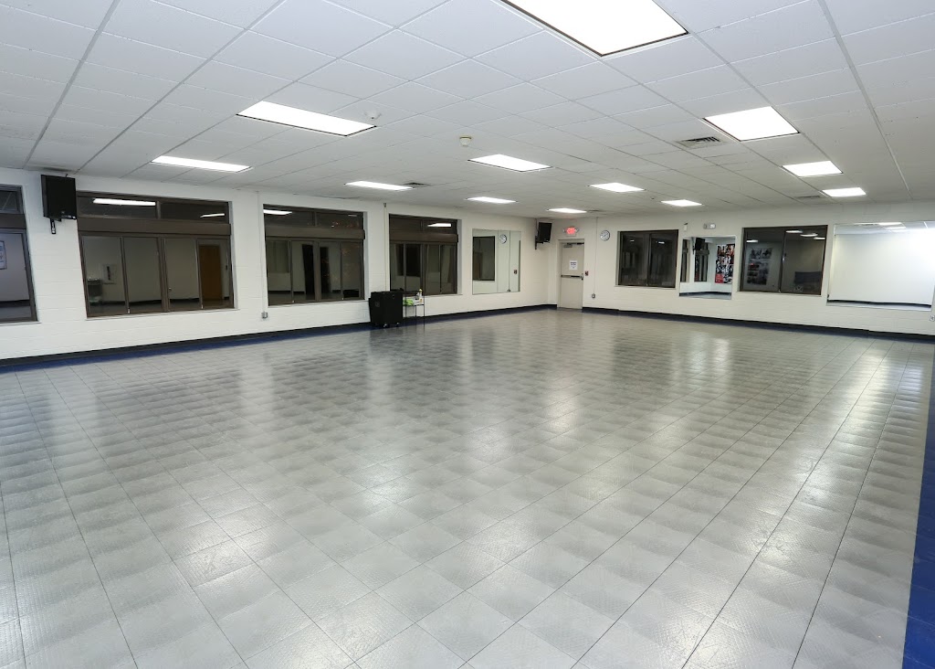  The Hill Family Center Y