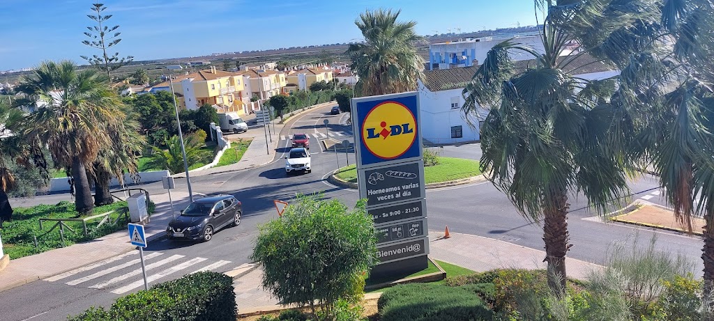 parking vehiculos vivienda lidl ayamonte