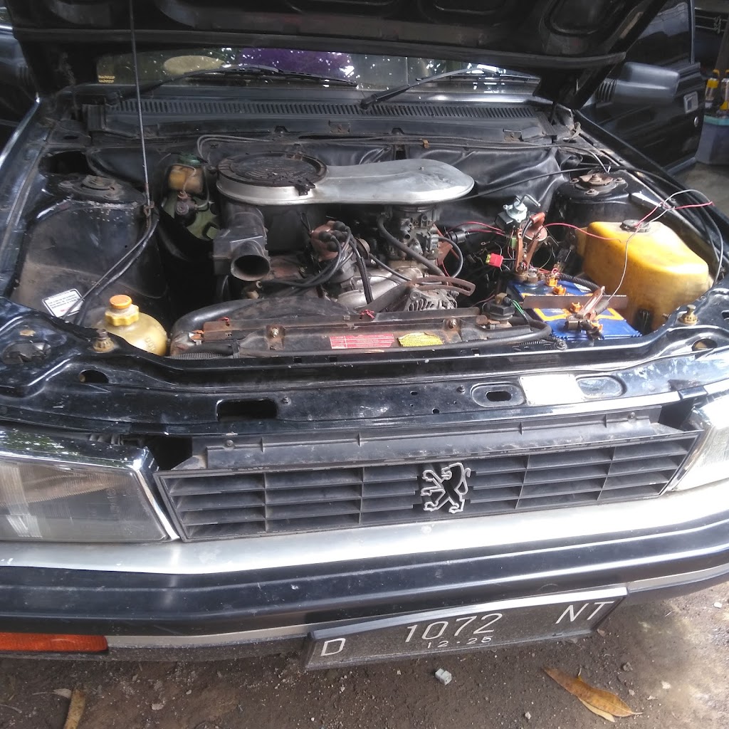 Bengkel Mobil, Britis Enginering