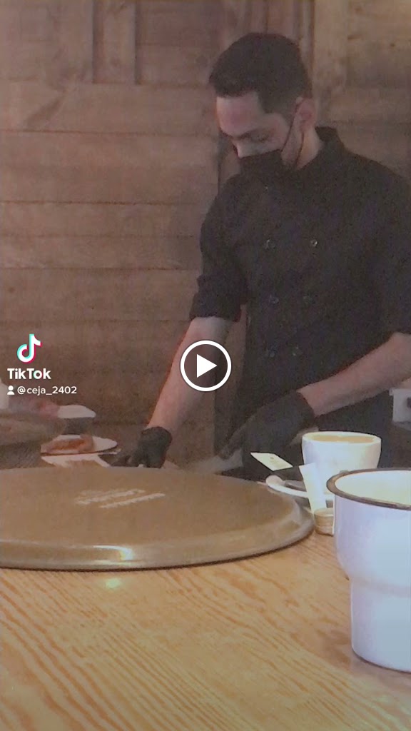 Restaurante BOCANEGRA — Videos