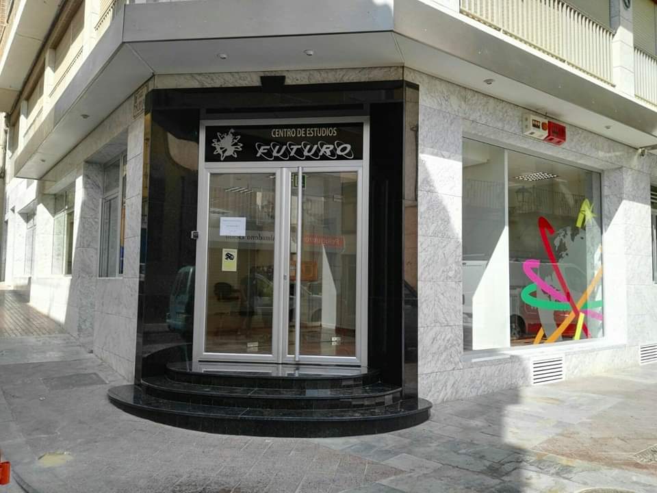 Centro De Estudios Futuro — Del propietario