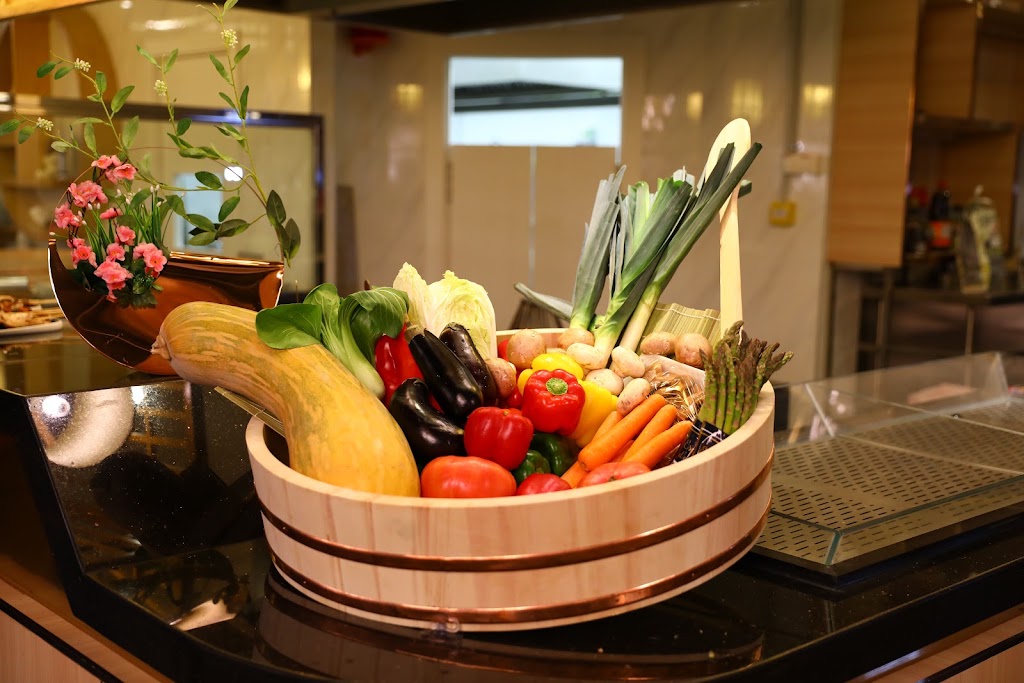 Worldeli Sushi & Grill — Comida y bebida