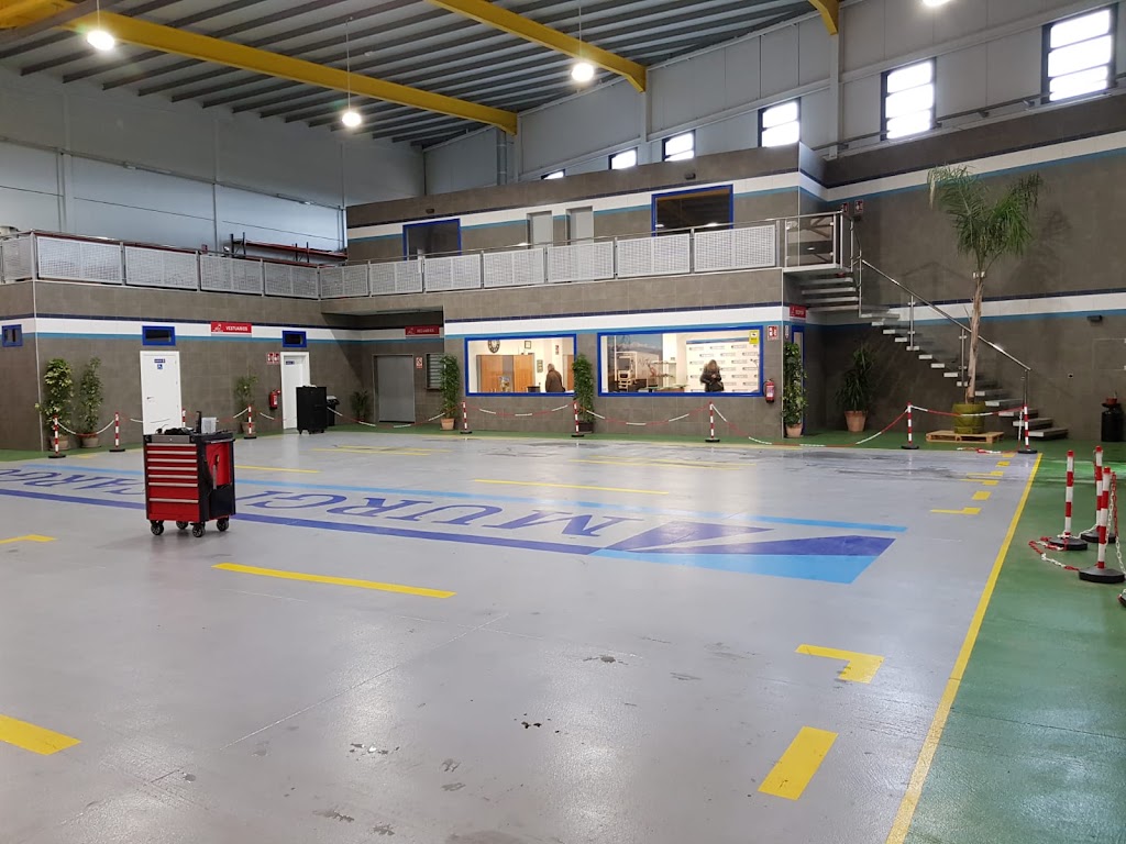 Talleres Murgi Cargo — Interior