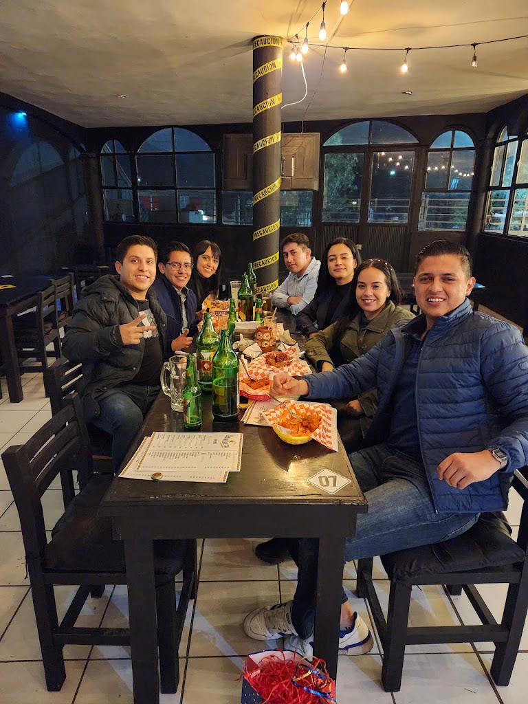 La Banqueta Pub Snack Bar