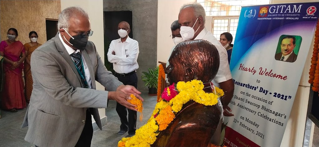 Dr. Dr Pradeep Kumar Radhakrishnan