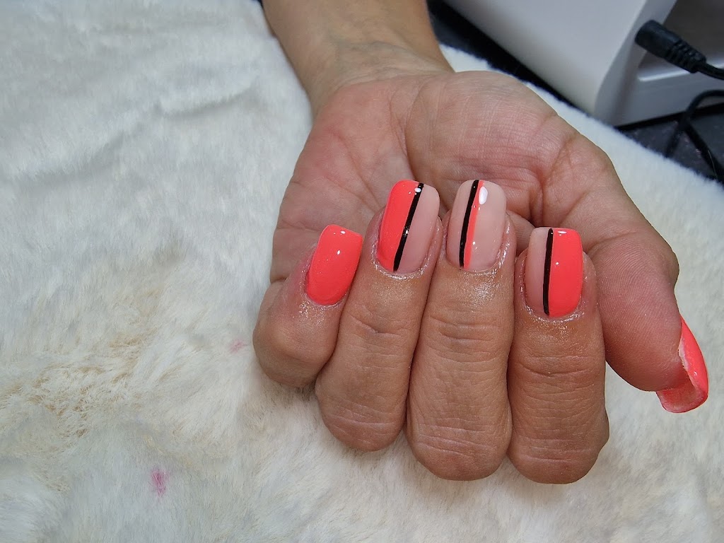 Verushka's salon de belleza y medicina estetica — Manicura