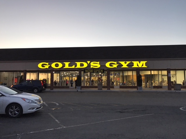  Gold's Gym