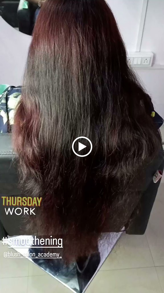 Ayesha Salon And Academy