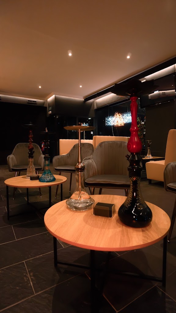 MIRAGE LOUNGE — Ambiente