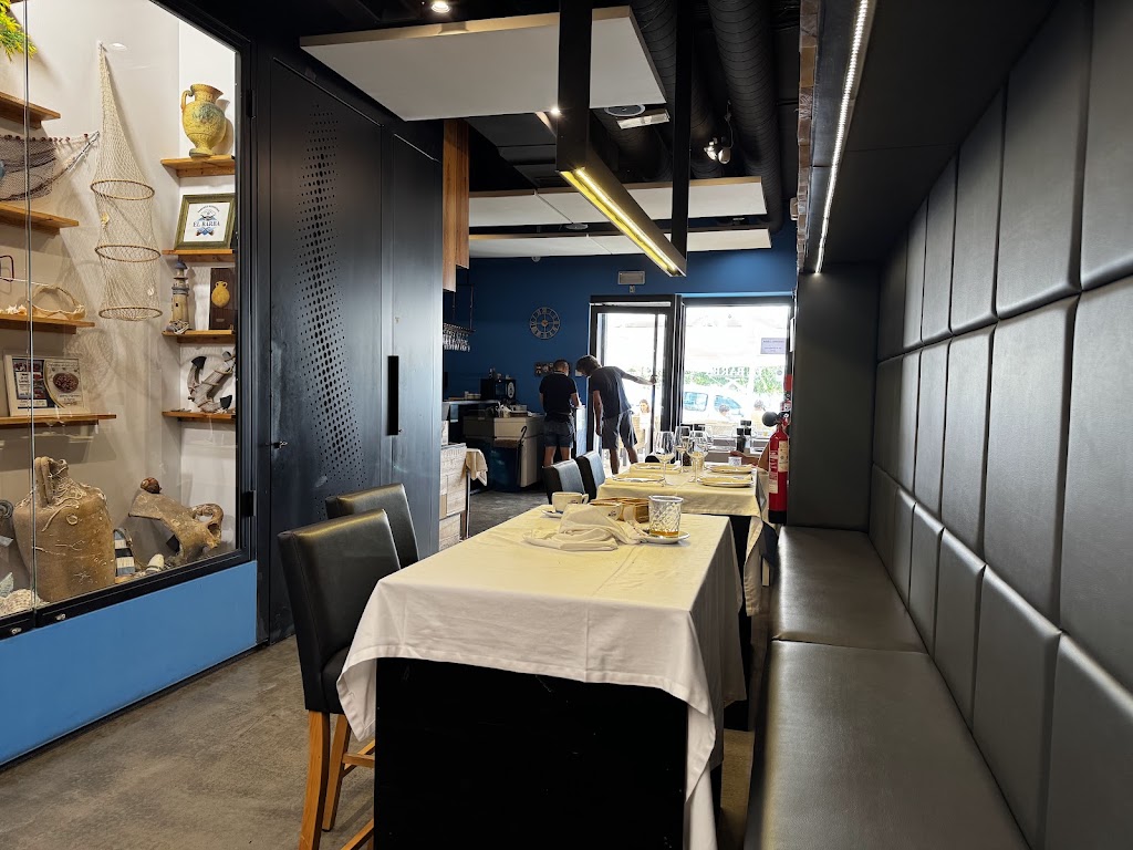 Taberna marinera El Barba — Ambiente
