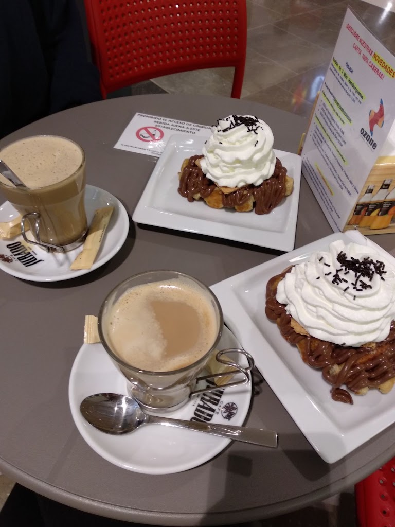 Nicky's — Comida y bebida