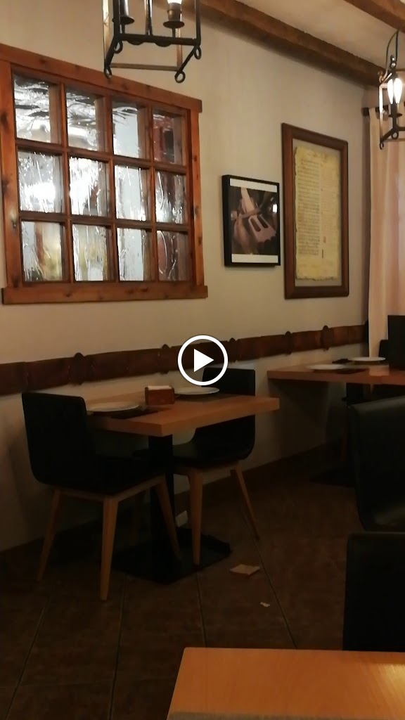 Bodegon Francachela — Ambiente