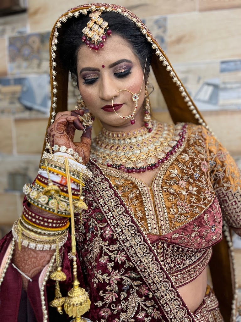 Beauty Makeup Mantra