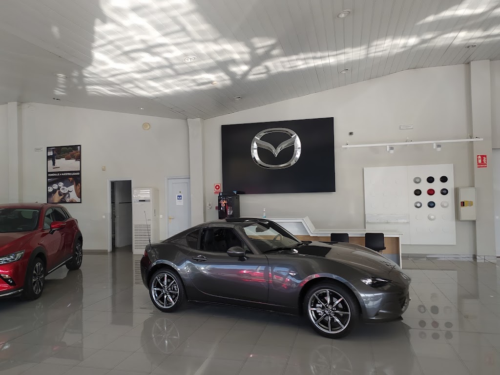 Concesionario Oficial Mazda | Blendio Hiromotor Oviedo — Interior
