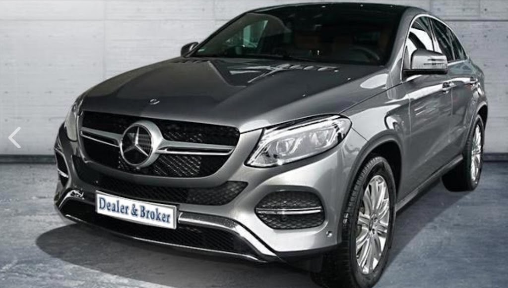 Dealer & Broker - Comprar coche en Alemania — Hatchback