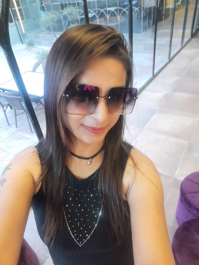 Beauty Salon Mahikas Parlour Training Center Free Home Visit Services