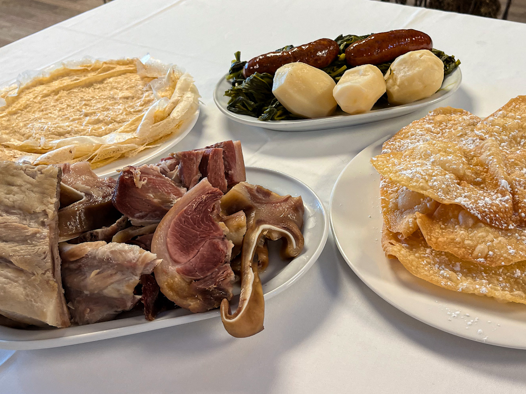 Restaurante A Nave de Vidan — Comida y bebida