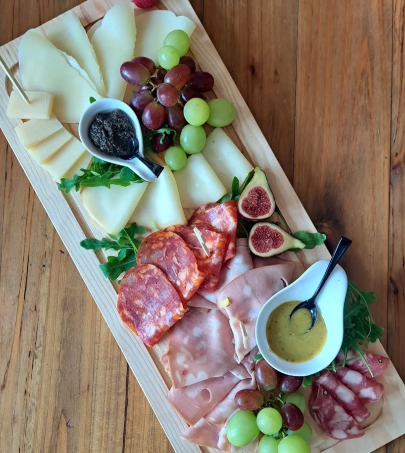 L'italiana Focacceria — Charcuteria