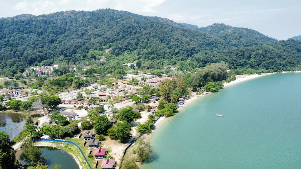 Teluk Batik Campsite