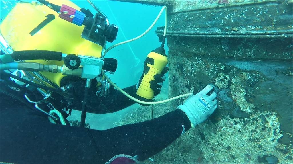 DELTASUB - Servicios maritimos, Servicios subacuaticos y cursos de formacion