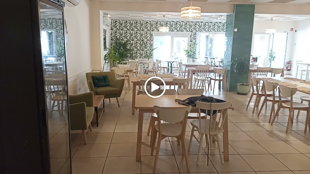 RESTAURANT M BISTRO — Ambiente