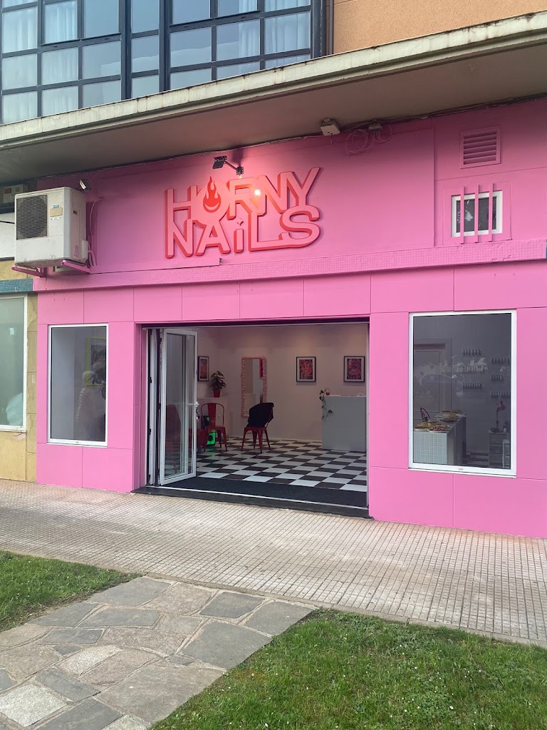 Horny Nails Studio — Exterior