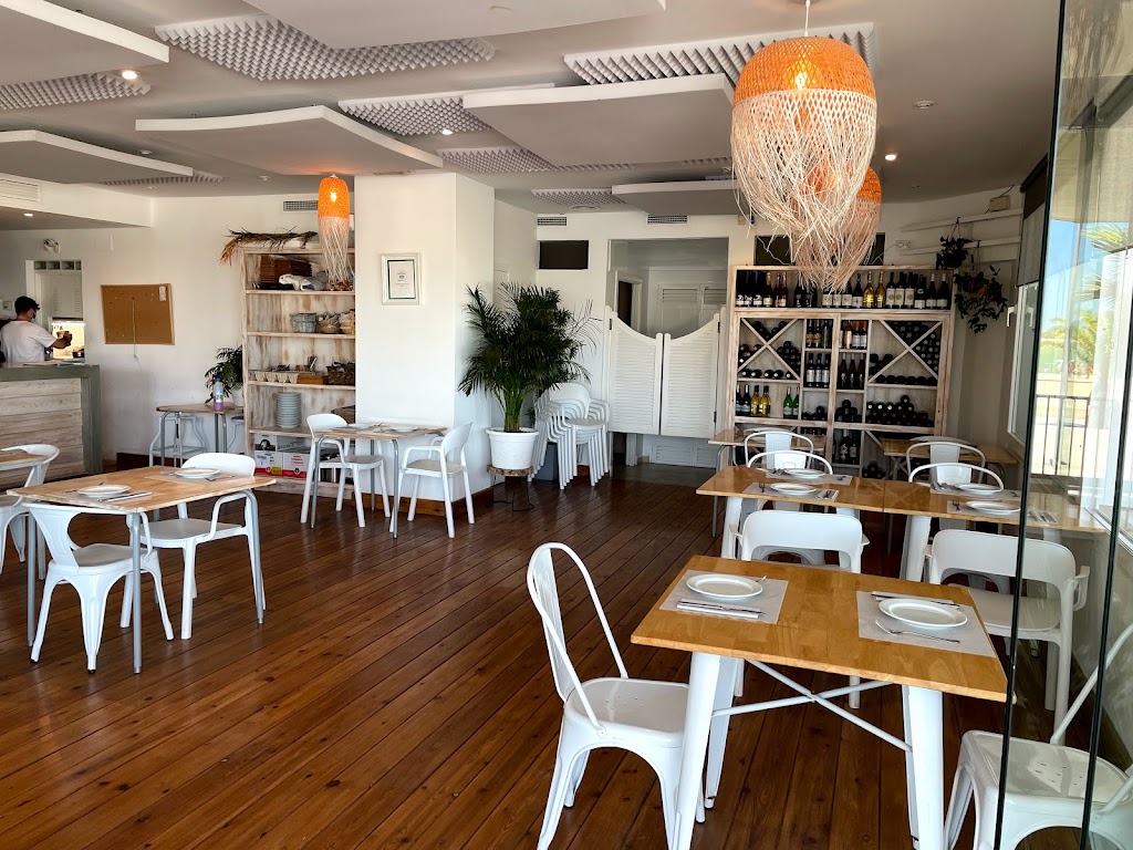 Dona Calma Gastrobar — Ambiente