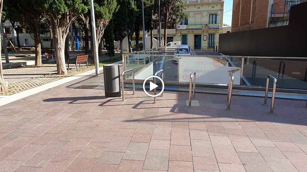 [P] Aparcament per a bicicletes