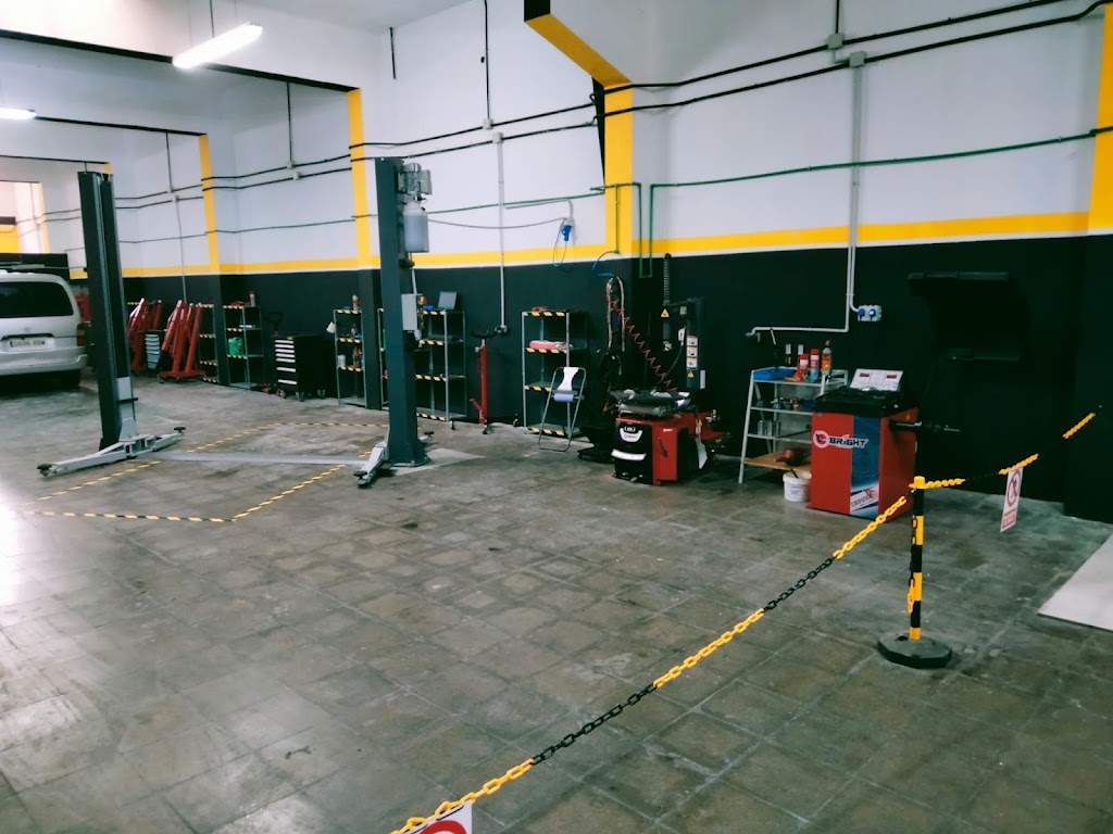 Taller mecanica JBS Sport - Telde — Interior
