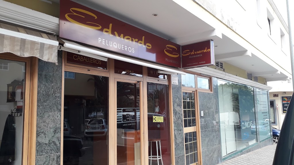 Peluqueria Eduardo — Exterior