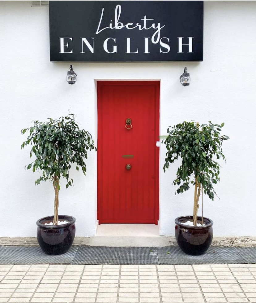 Academia Liberty English