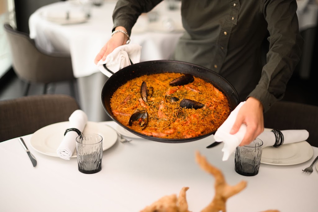 RESTAURANTE SABINO — Comida y bebida
