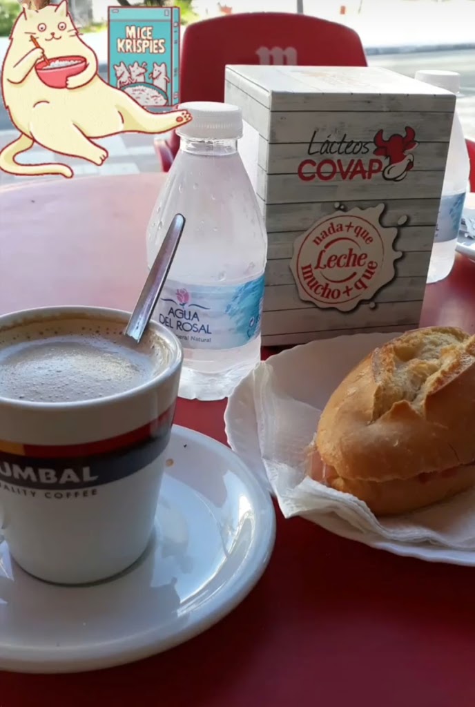 Cafeteria Lozma — Comida y bebida